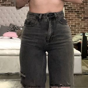 PacSun Flattering Boyfriend Ripped Jeans